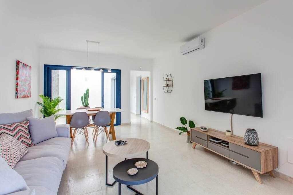 Homu Bianca Fantastica Villa Con Piscina Privad Playa Blanca  Exterior photo